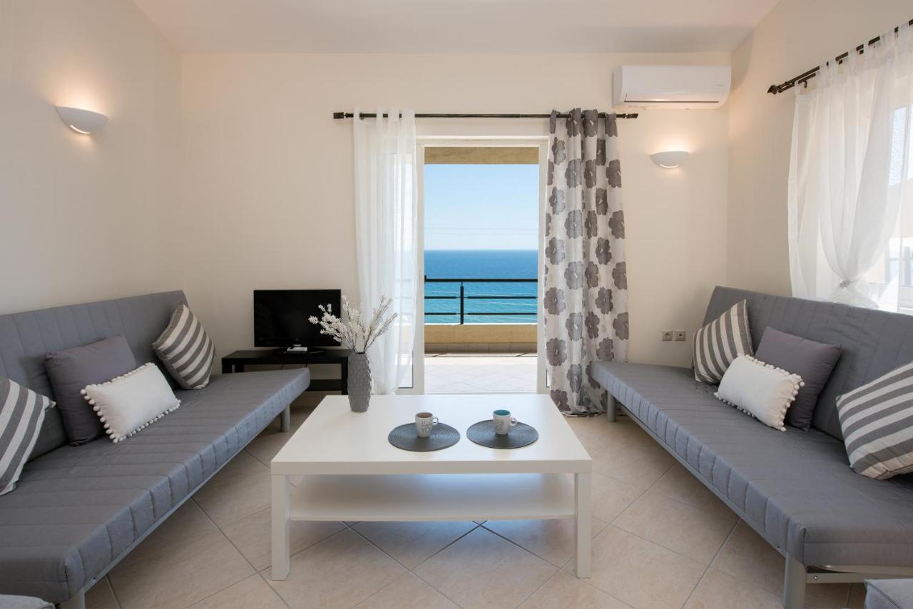 Апартаменты Glyfada House On The Sea Экстерьер фото